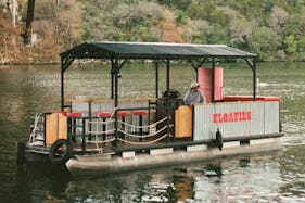Floatin' Saloon Pontoon Boat on Lake Austin